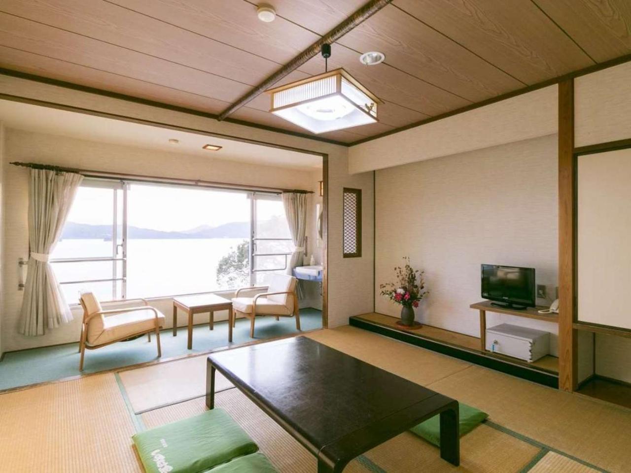 Kokuminshukusha Irohajima Hotel Karatsu Exterior photo